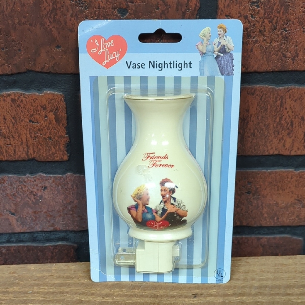 Vintage I Love Lucy Vase Nightlight NEW